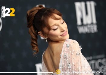 Ariana Grande rassure ses fans après une légère blessure : « Je performerai avec des chaussures confortables »